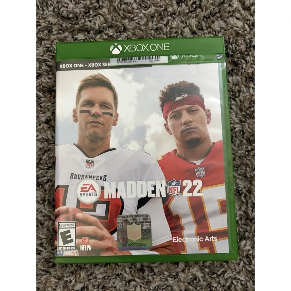 Madden NFL 22 Microsoft Xbox One Series Video Game Football Brady Mahomes Cover